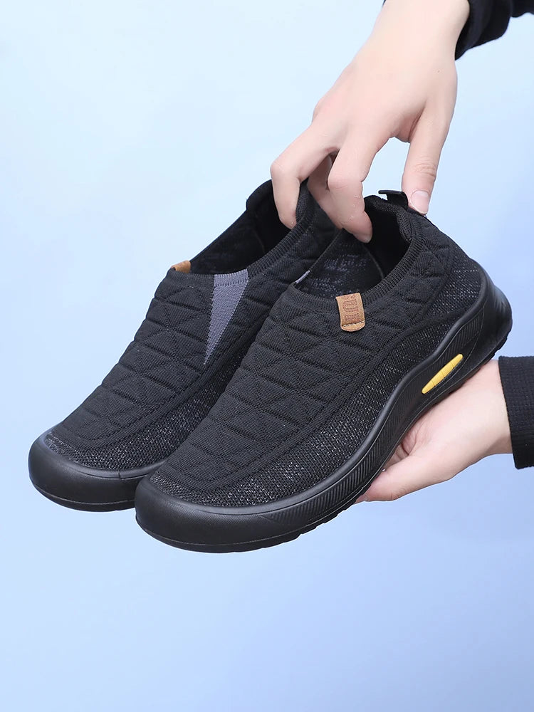 Men's casual shoes Wear comfortable shoes for many occasions breathable lightweight shoes that can be worn outside