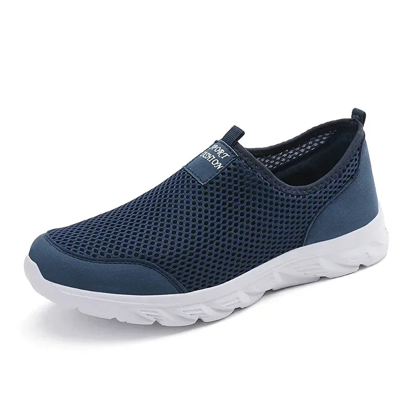 New Running Shoes for Men Breathable Sports Shoes Light Weight Fashion Summer Mesh Breathable Sneakers for Men Plus Size 38-47