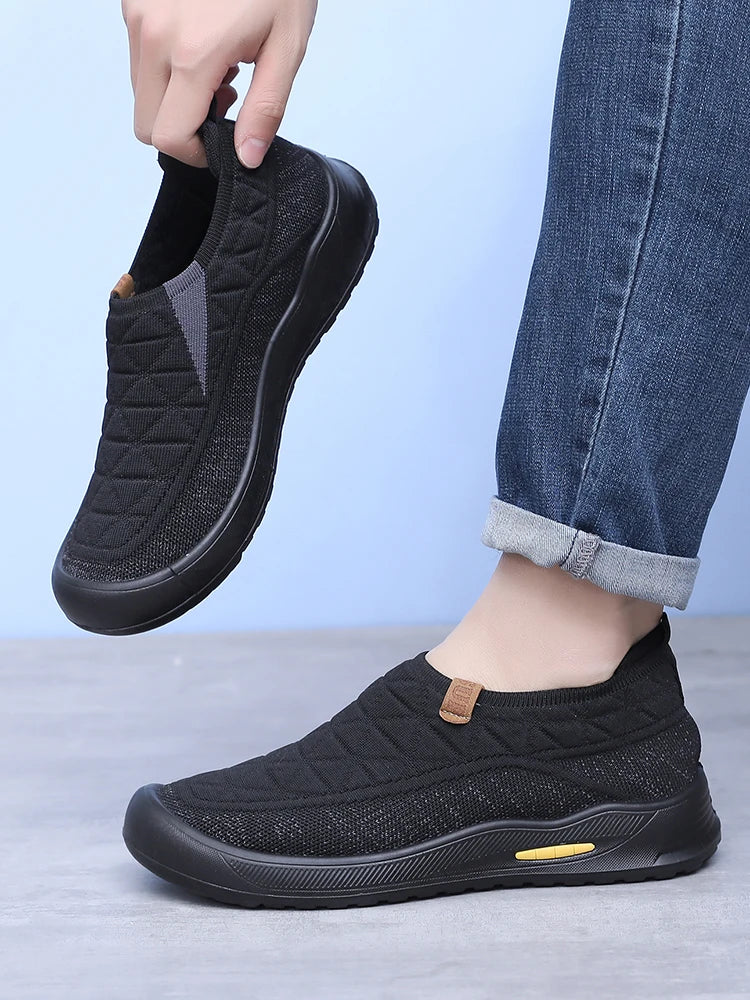 Men's casual shoes Wear comfortable shoes for many occasions breathable lightweight shoes that can be worn outside